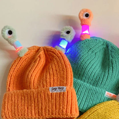 Gekke monstermuts met lichtjes