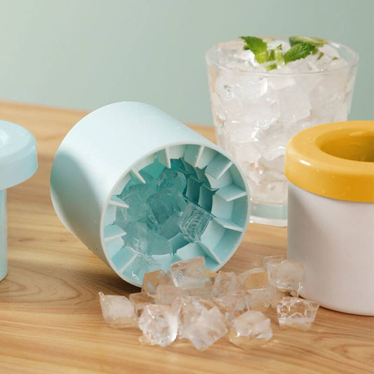 FrozenIce™ - Draagbare siliconen ijsblokjesmaker met deksel
