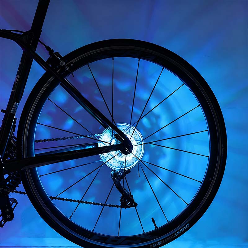✨ LED-fietswiellamp voor nachtelijke ritten